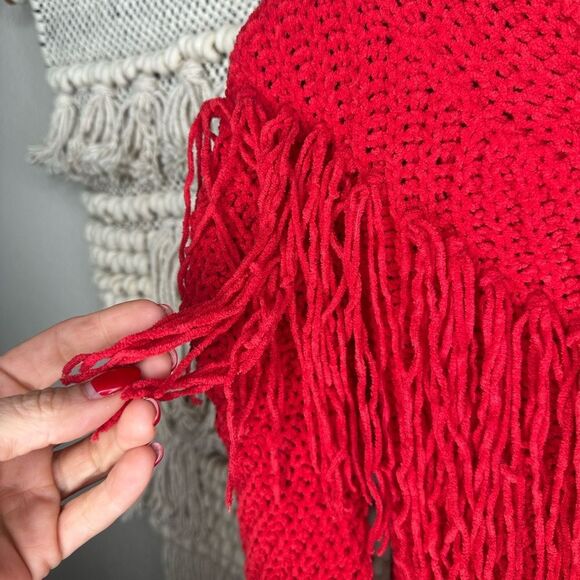 No Boundaries Red Fringe Sweater (XS) - Picture 4 of 5